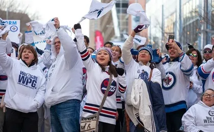 Winnipeg Jets Ice Hockey Game Tickets at Canada Life Center