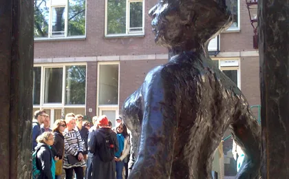 Private full-day bike tour of Marken, Volendam and Edam