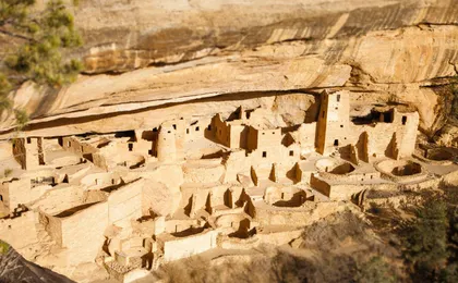 Audio-Guided Driving Tour through Mesa Verde