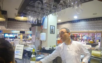 Food Tour of the Paul Bocuse market place in Lyon