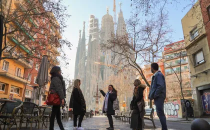 Small-group guided tour of the Sagrada Familia in Barcelona with priority access