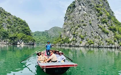 The Catamaran Luxury Day Cruise to Halong Bay from Hanoi(Best Selling)