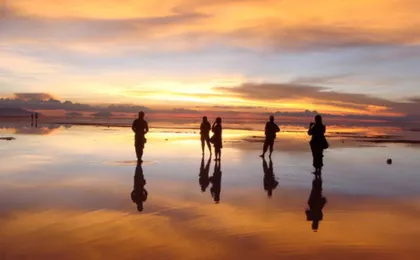Starlight Experience at Salar de Uyuni with Sunrise Viewing