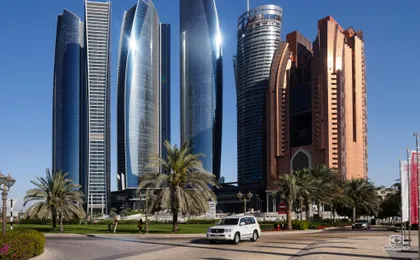 Polish tour of Abu Dhabi from Ras Al Khaimah with lunch at local restaurant
