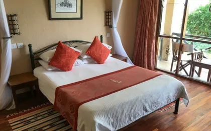 Tsavo East Safari with Overnight Stay at Ashnil Aruba Lodge