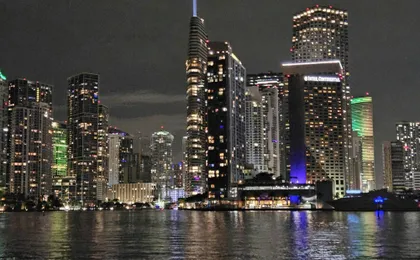 Miami evening cruise of Biscayne Bay and millionaires' homes