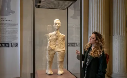 Private Louvre Tour – The Essentials and More with Expert Guide
