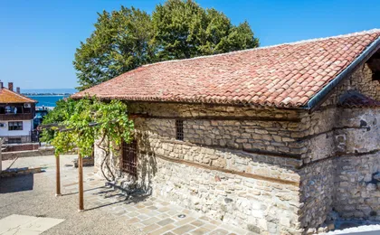 Nessebar walking tour with 3D experience and optional transfer