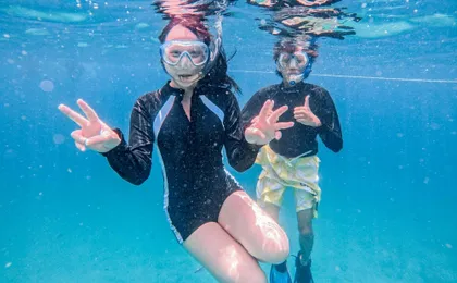 3 or 4 islands snorkel and beach tour by Boat from Koh Chang