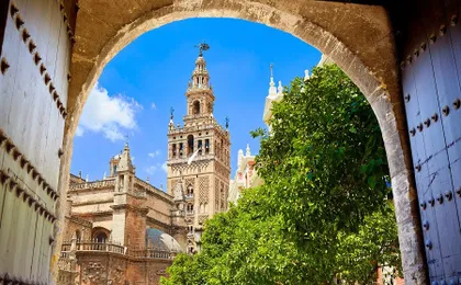 Seville Cathedral, Giralda and Alcázar skip-the-line tickets and guided tour