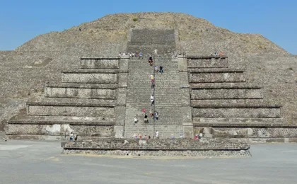 Teotihuacán and Basilica of Guadalupe with optional lunch