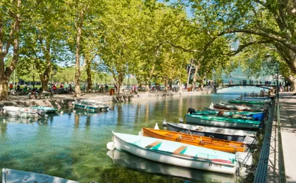 Private guided tour of Annecy's Historical Center