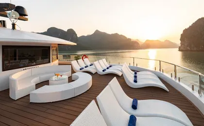 HERA Luxury Day Cruise Halong Bay & Lan Ha Bay From The Harbour