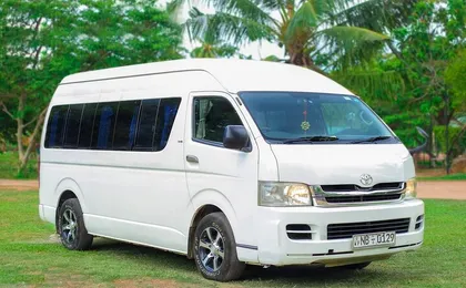 Colombo International Airport (CMB) to Colombo City Private Transfer