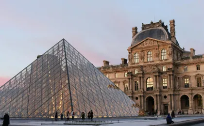 AI-Guided Walking Tour of Paris with Walky the WhatsApp Chatbot