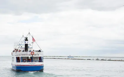 Skyline Lake boat tour from Navy Pier