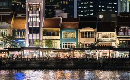 Small-group Singapore history and culture tour with river cruise