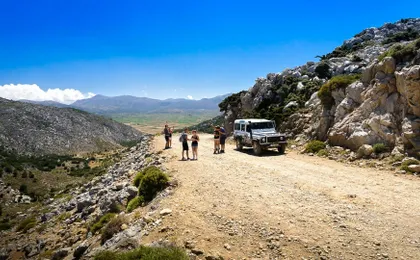 Mountains of Crete 4x4 sunset safari with dinner