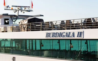 Guided cruise on the Garonne River