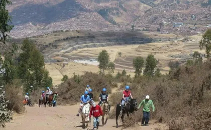 Half-day private tour riding on horseback around Cusco