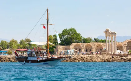 Adults-only Gulet cruise with lunch, drinks and optional transfers from Side