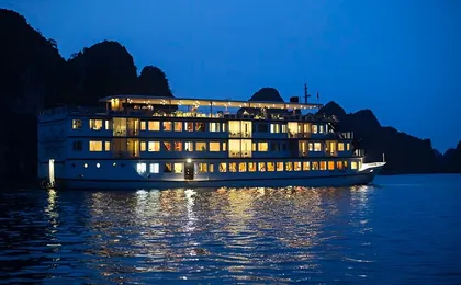 Halong Bay Crown Legend Cruise 2 Day from Hanoi included Transfer