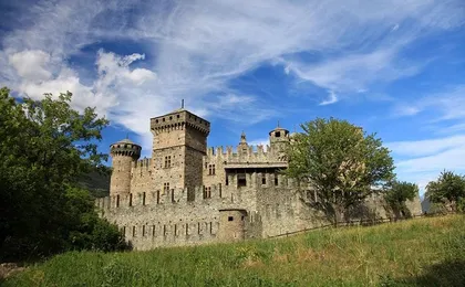 Aosta Valley Castles Private full day tour