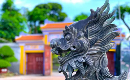 Hue Heritages tour and boat ride on the Perfume River with lunch