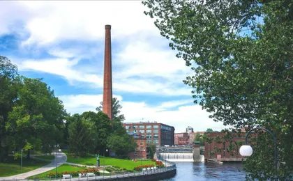 2-hour Tampere walking tour with a local guide