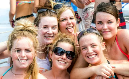 Scene Rave on the Wave boat party