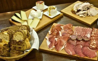 Frascati E-Bike Tour from Rome with Traditional Countryside Lunch & Wine