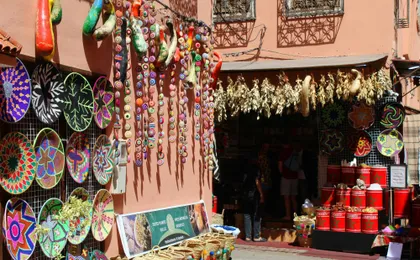 Cable car and souk