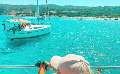 Catamaran Cruise with Mussel Tasting and Wine from Denia