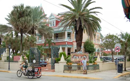Key West day trip and hop-on hop-off trolley